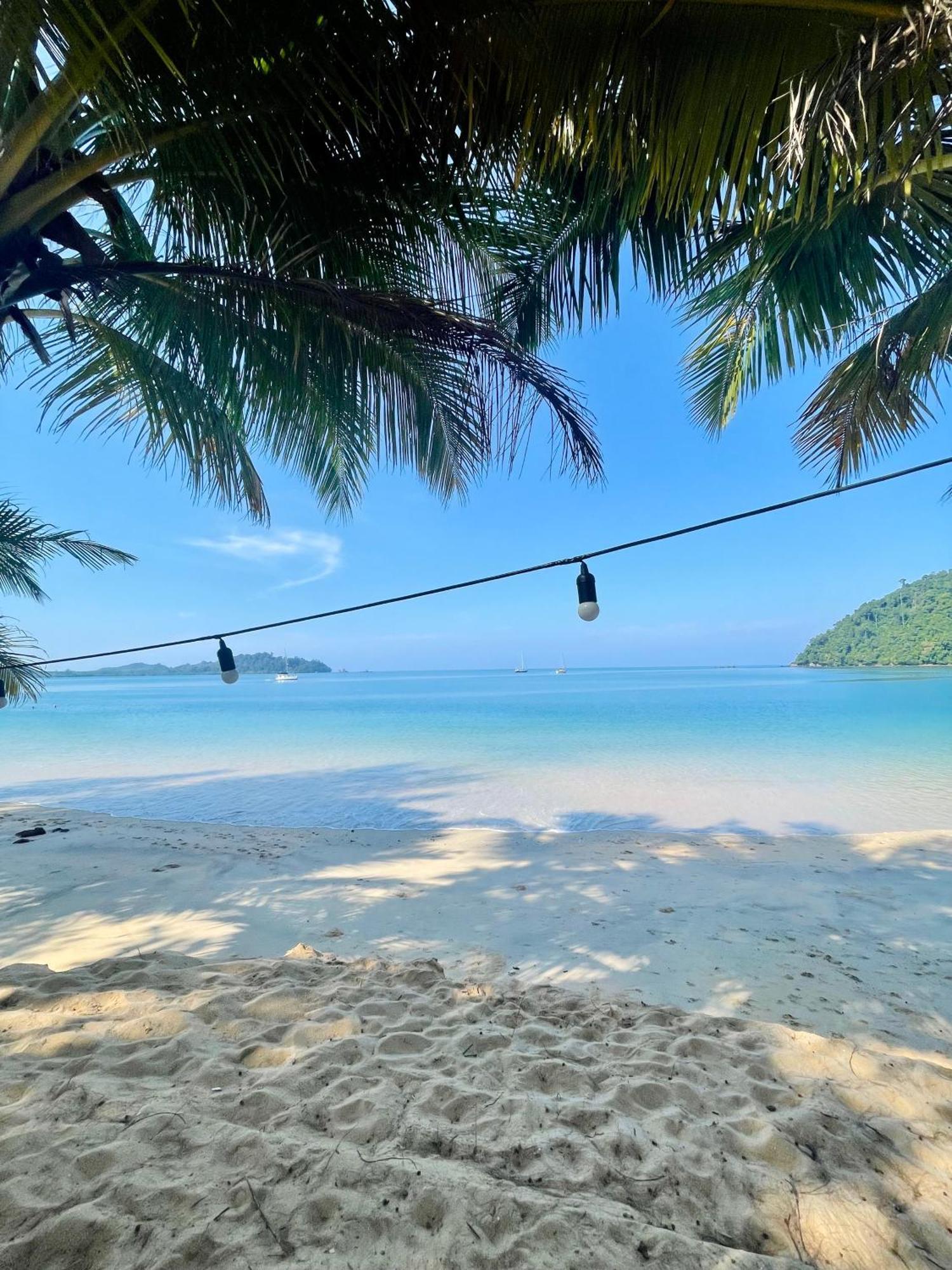 Sunny Cove Beach Resort Koh Phayam Ranong Exterior photo