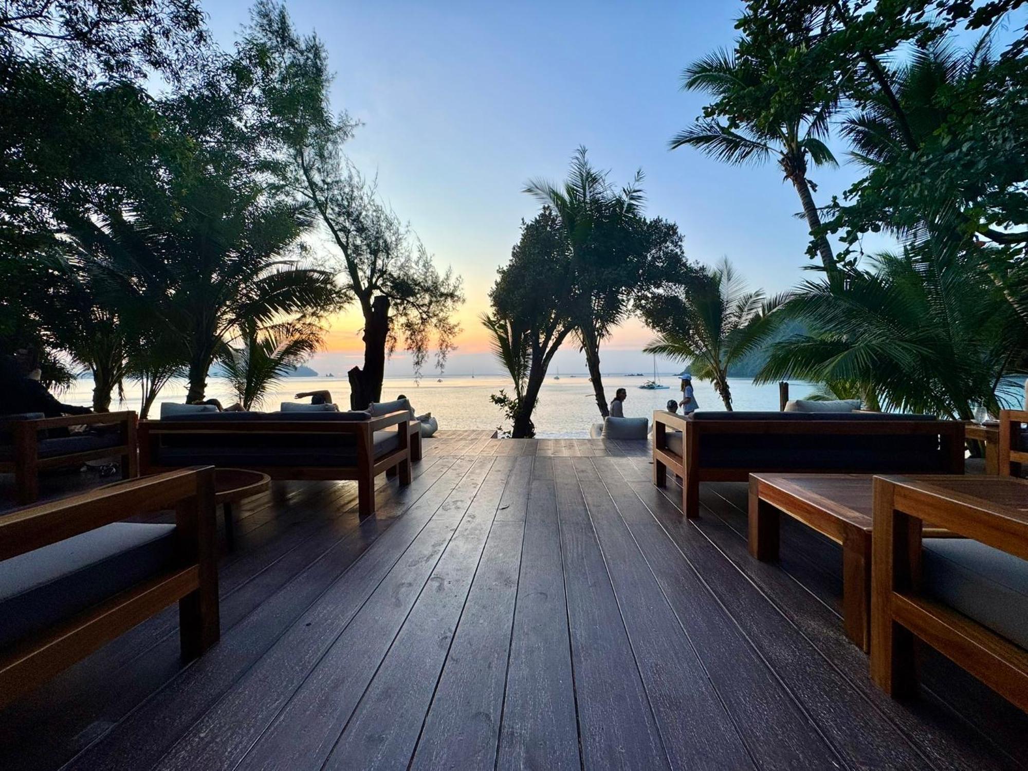 Sunny Cove Beach Resort Koh Phayam Ranong Exterior photo